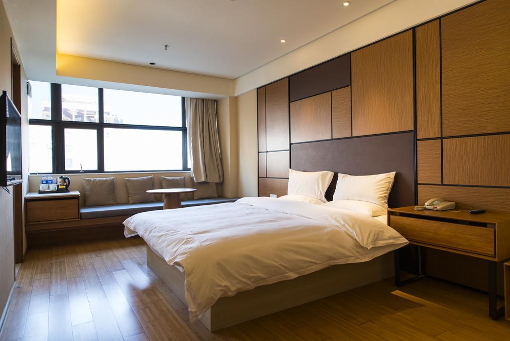 Ji Hotel Dongtai Йенчън Екстериор снимка