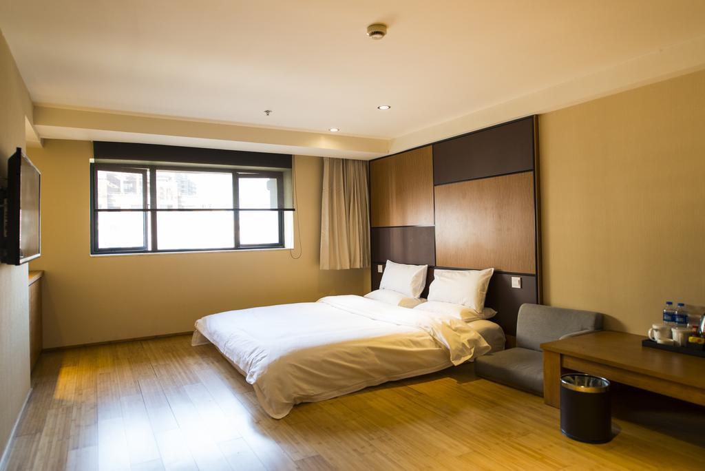 Ji Hotel Dongtai Йенчън Екстериор снимка